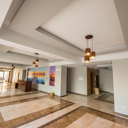 Midada Cazino Mamaia Apartman Kültér fotó