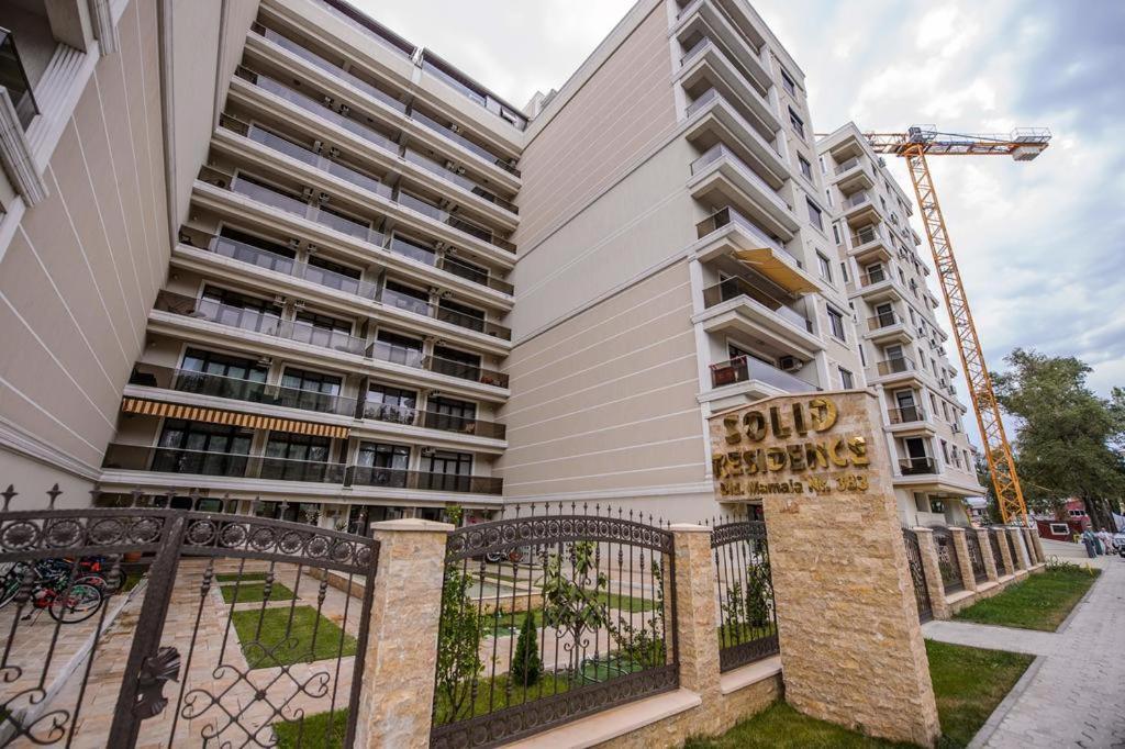 Midada Cazino Mamaia Apartman Kültér fotó
